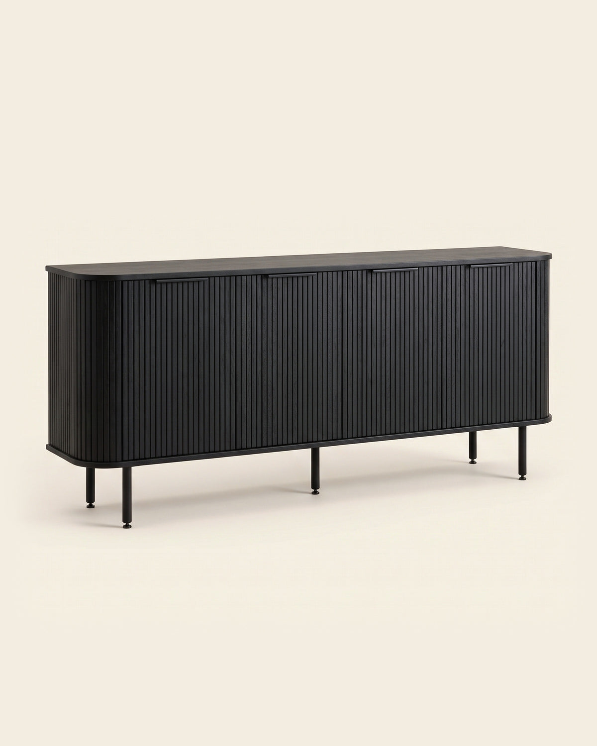 Luncera dressoir 4-deurs 210 cm in zwart, productfoto op crème achtergrond