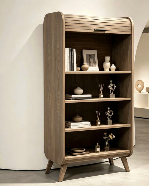 Mud boekenkast met roldeur – in de woonkamer – Naturel