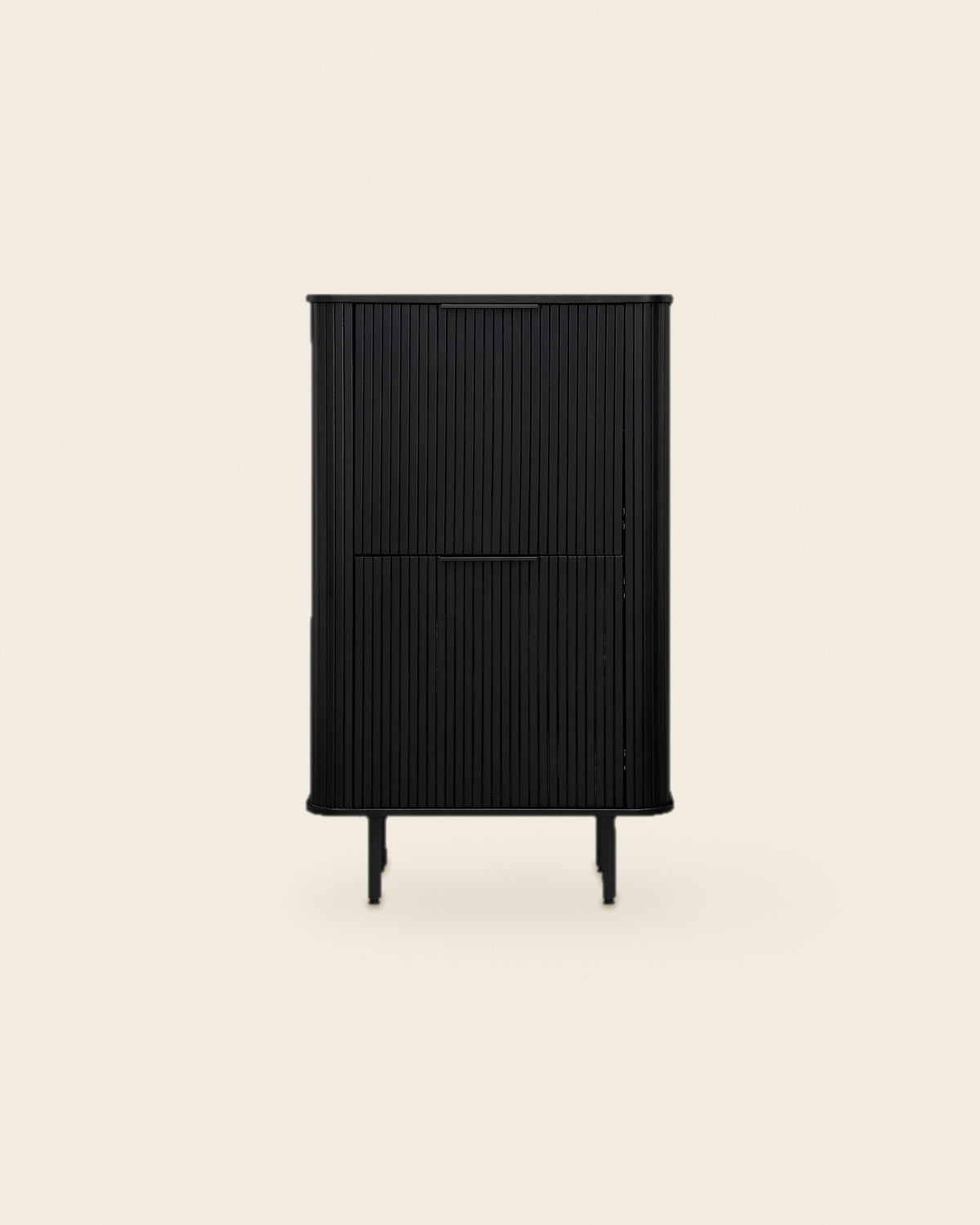 Mud hoge kast lamellen 140 cm – vooraanzicht – Zwart