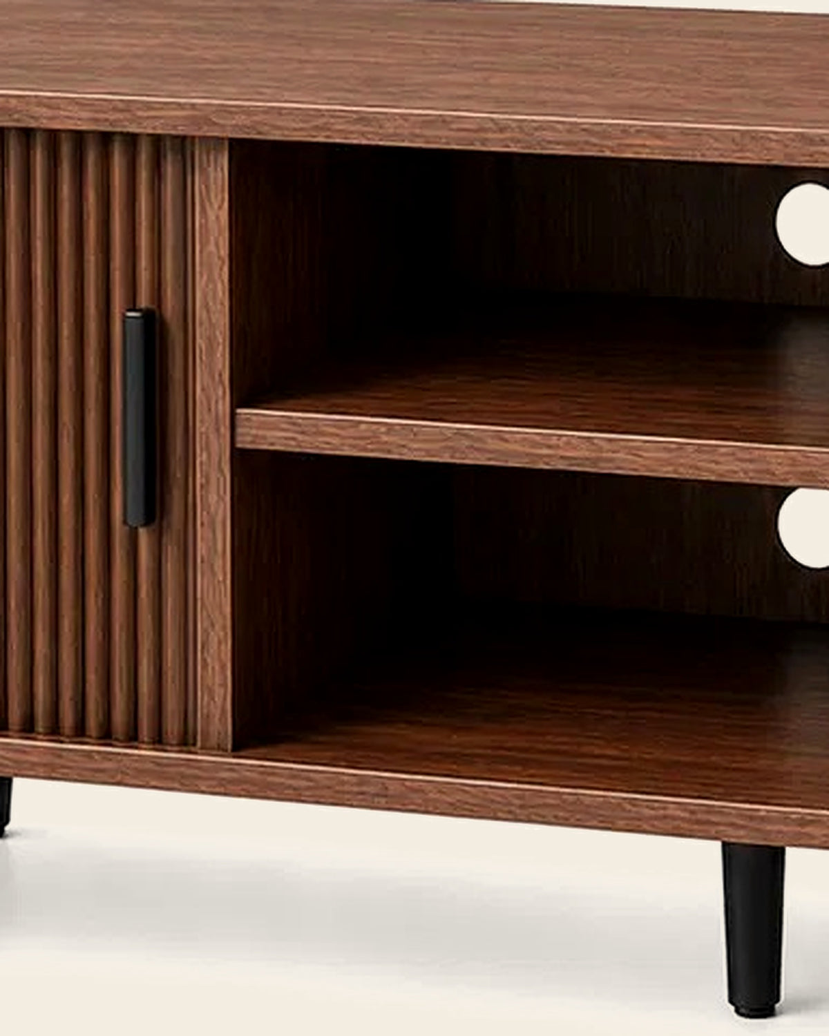 El tv-meubel lamellen afgerond walnoot – close-up van het materiaal – Walnoot