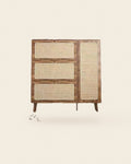 Span hoge kast rotan met kleppen – vooraanzicht – Naturel