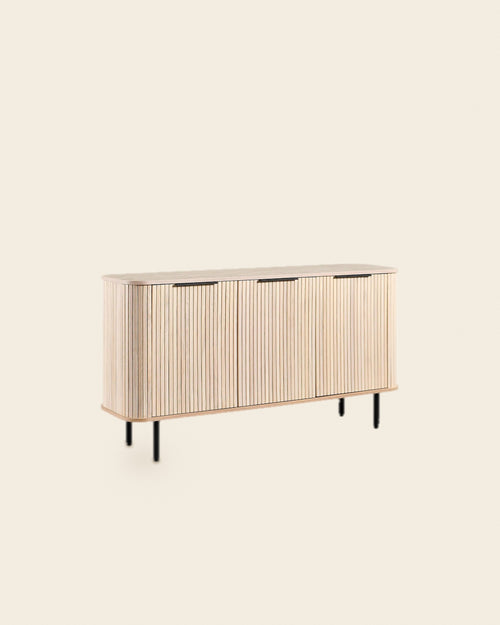 Dressoir met lamellen en 3 deuren 160 cm – vooraanzicht – Licht eiken