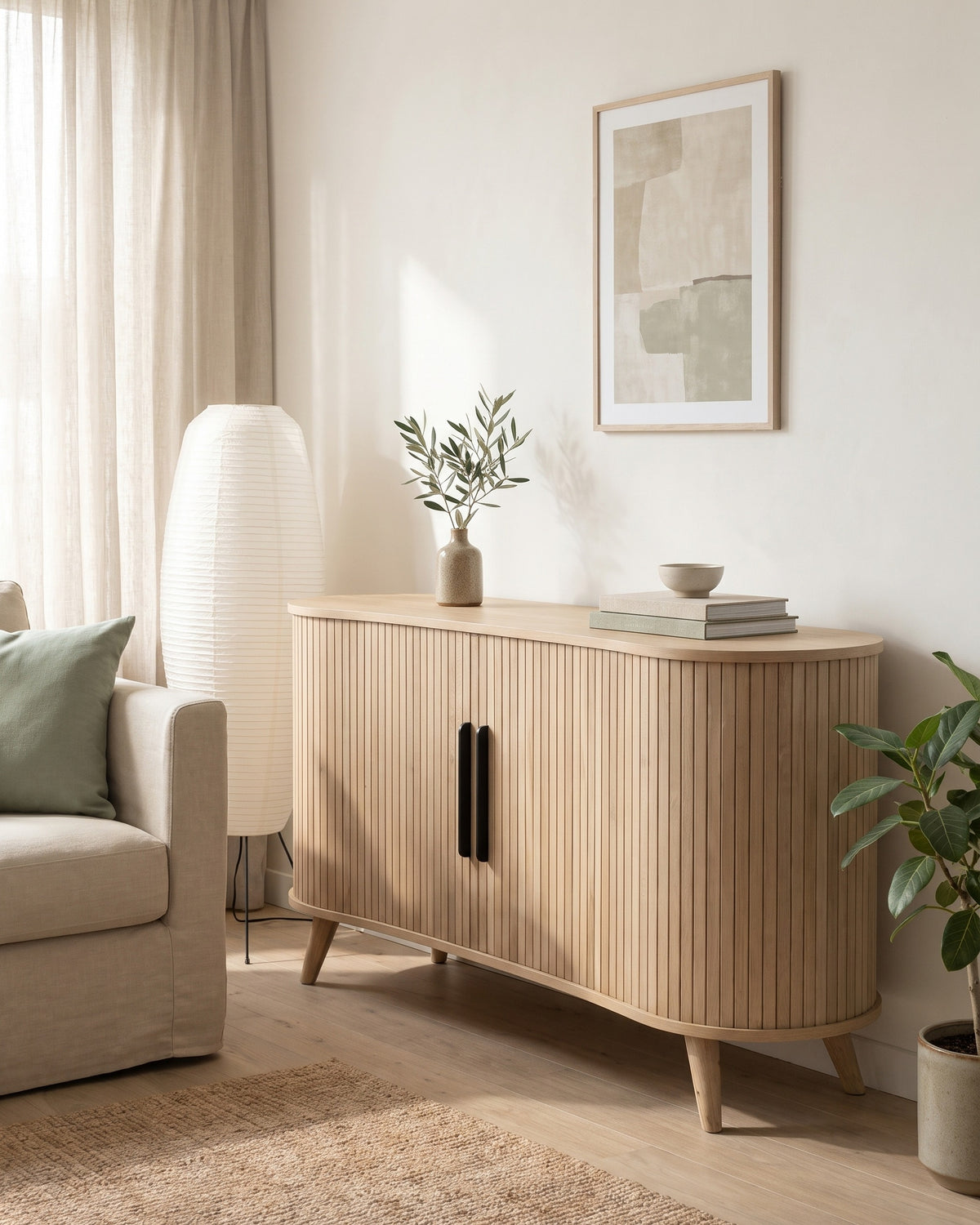 Luncera tv-meubel retro ovaal 160 cm in licht eiken, sfeerbeeld in een lichte woonkamer